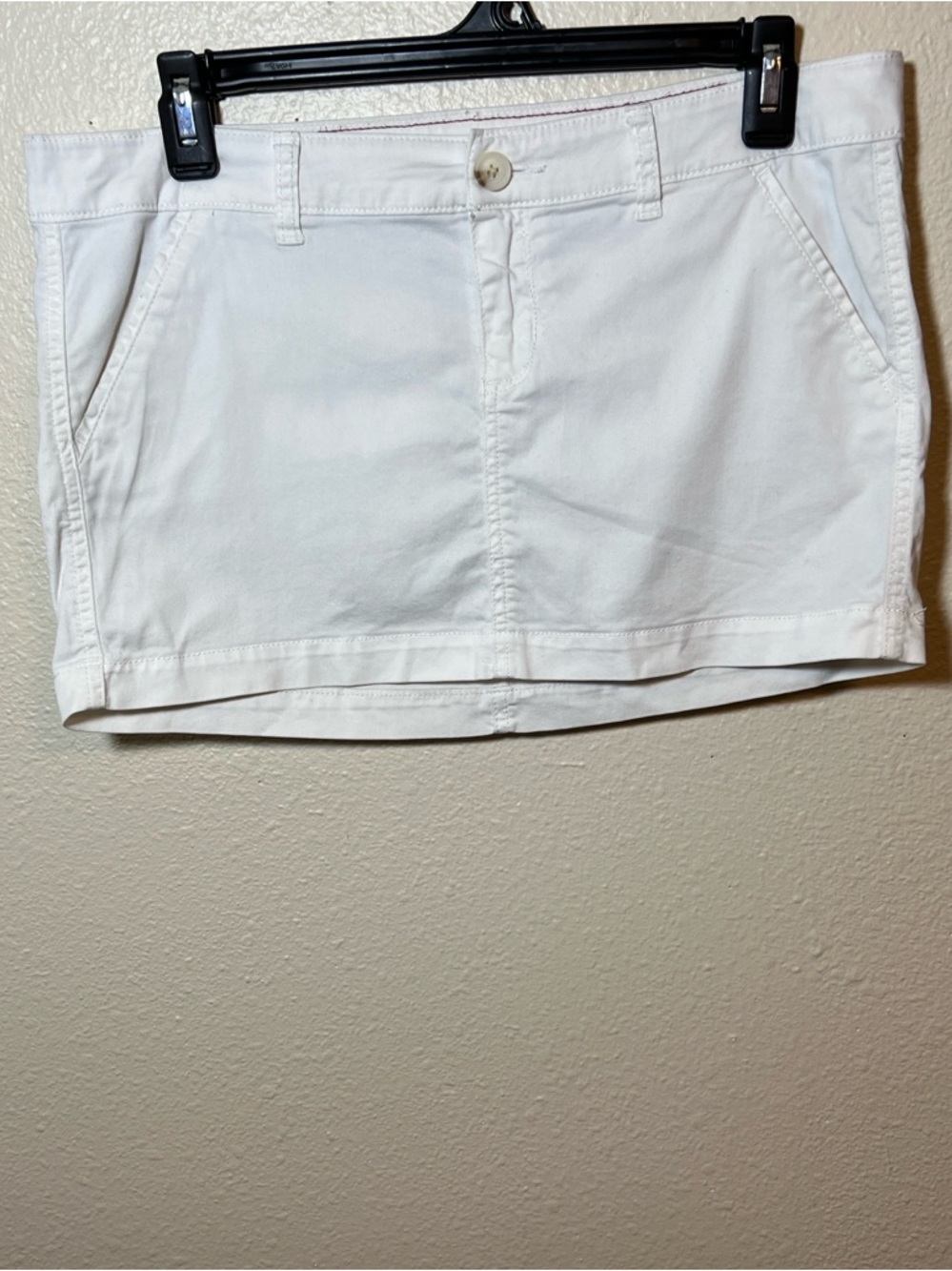 Hollister White Cotton Stretch Mini Skirt